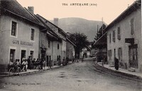 Une Rue du Village