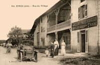 Étrez - Rue du Village