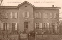 La Mairie et le Groupe Scolaire