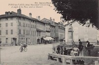 Monument Chaintreuil et Angle de la Place Amiral Decourt