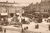 Place Joubert un Jour de Marchée