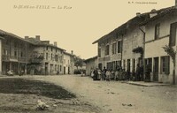 Saint-Jean-sur-Veyle - La Place