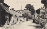 Intérieur du Village