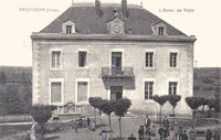 L'Hôtel de Ville 