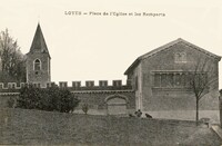 Place de L'Eglise et les Remparts