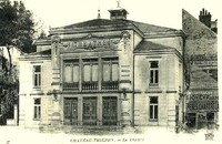 Le Théâtre