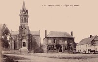 Luzoir - l'Église et la Mairie