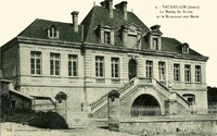 Vauxaillon - La Mairie et les Écoles