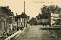 Paray-le-Frésil - La Place