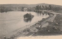 Une Vue sur L'Allier -Lavandières