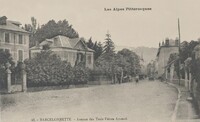 Barcelonnette - Avenue des Trois Frères Arnaud