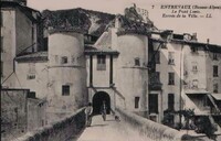 Entrevaux - Entrée de la Ville 