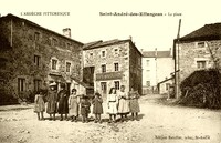 Saint-André-en-Vivarais - La Place