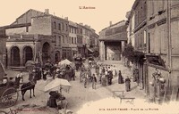 Saint-Ybars - Place de la Mairie