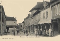 Les Arcades et le Marché