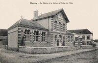 La Mairie et la Maison d'Ecole des Filles