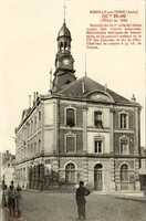 L'Hôtel de Ville 