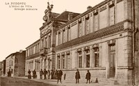 L'Hôtel de Ville - Groupe scolaire