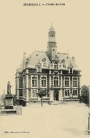 Decazeville - L'Hôtel de Ville 