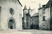 Montbazens - Porte de L'Église et Hôtel de Ville
