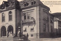 La Mairie Après le Bombardement