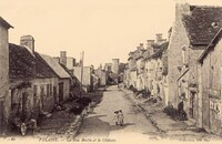 La Rue Brette et le Château