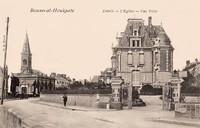 Entrée - L'Église - Une Villa