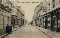 Livarot-Pays-d'Auge - Rue de Lisieux