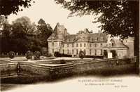 Saint-André-d'Hébertot - Le Château vu de l'Avenue