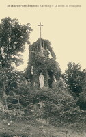 Souleuvre en Bocage - La Grotte du presbytère 