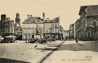 La Place de L'Hôtel de Ville