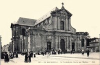 La Cathédrale - Sortie de L'Eglise