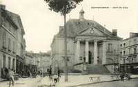 L'Hôtel de Ville 