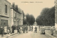 Argent-sur-Sauldre - Allée des Acacias