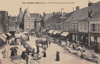 Rue du Prieuré un Jour de Marché