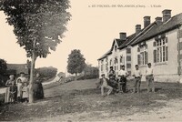 Saint-Michel-de-Volangis - L'École