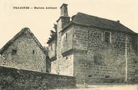Pradines - Maison antique 