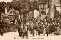 Place de la Mairie - le  Marché