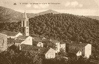 Le Village et la Forêt de Châtaigniers