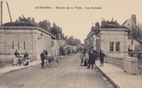 Entrée de la Ville  - Les Canons