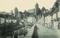 La Rue Chaude et le Donjon