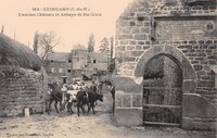 L'Ancien Château et Abbaye de Ste-Croix