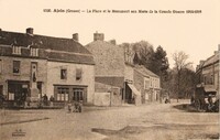 La Place et le Monument aux Morts de la Grande Guerre -1914 - 1918