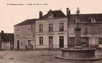 Bonnat - L'Hôtel de Ville et la Poste