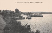 La Passerelle et les Bords de la Seine - Lavandières