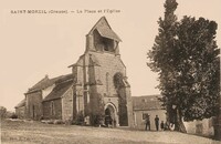 Saint-Moreil - La Place  et L'Eglise