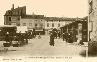 Le Marché - Un Coin de la Place Cail