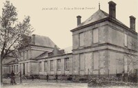 Écoles et Mairie