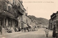 L'Isle-sur-le-Doubs - La Grande Rue