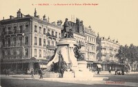 Le Boulevard et la Statue d'Emile Augier